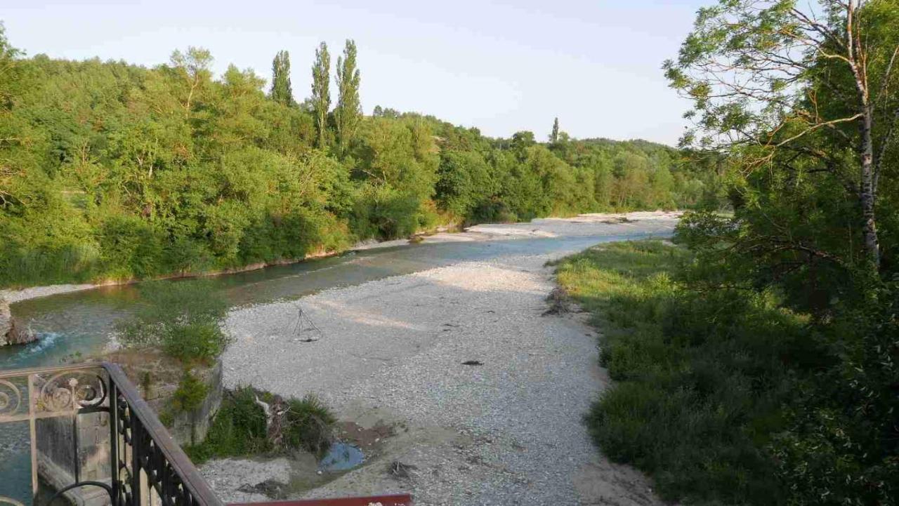 -Moulin De Solaure- Hotel Aix-en-Diois Luaran gambar