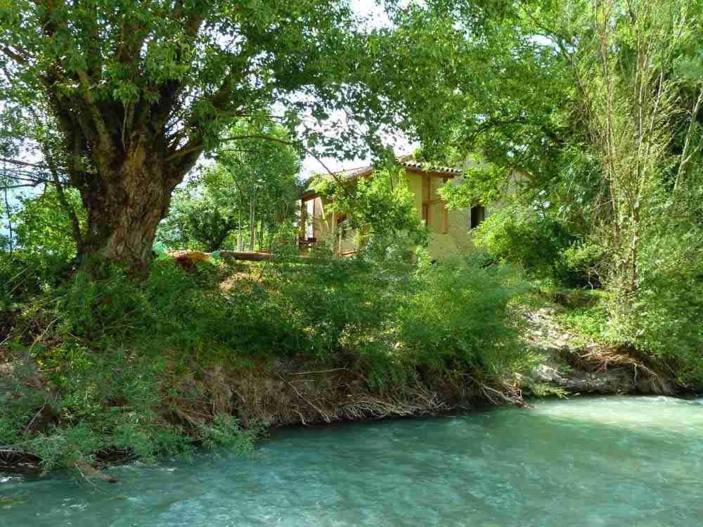 -Moulin De Solaure- Hotel Aix-en-Diois Luaran gambar